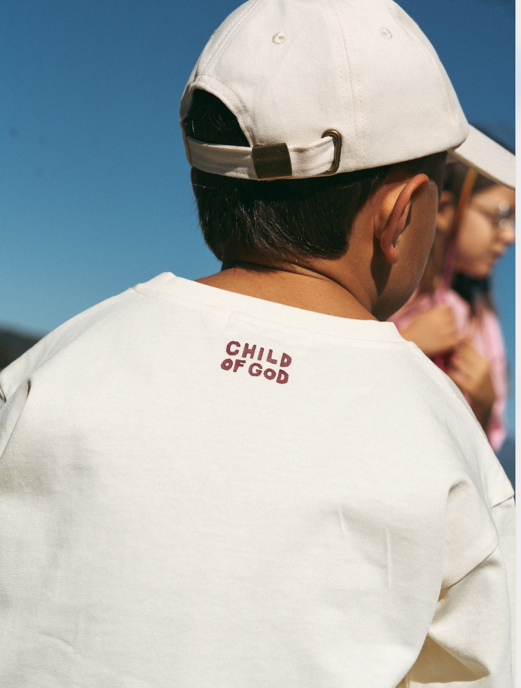 God is love Tee - Butter